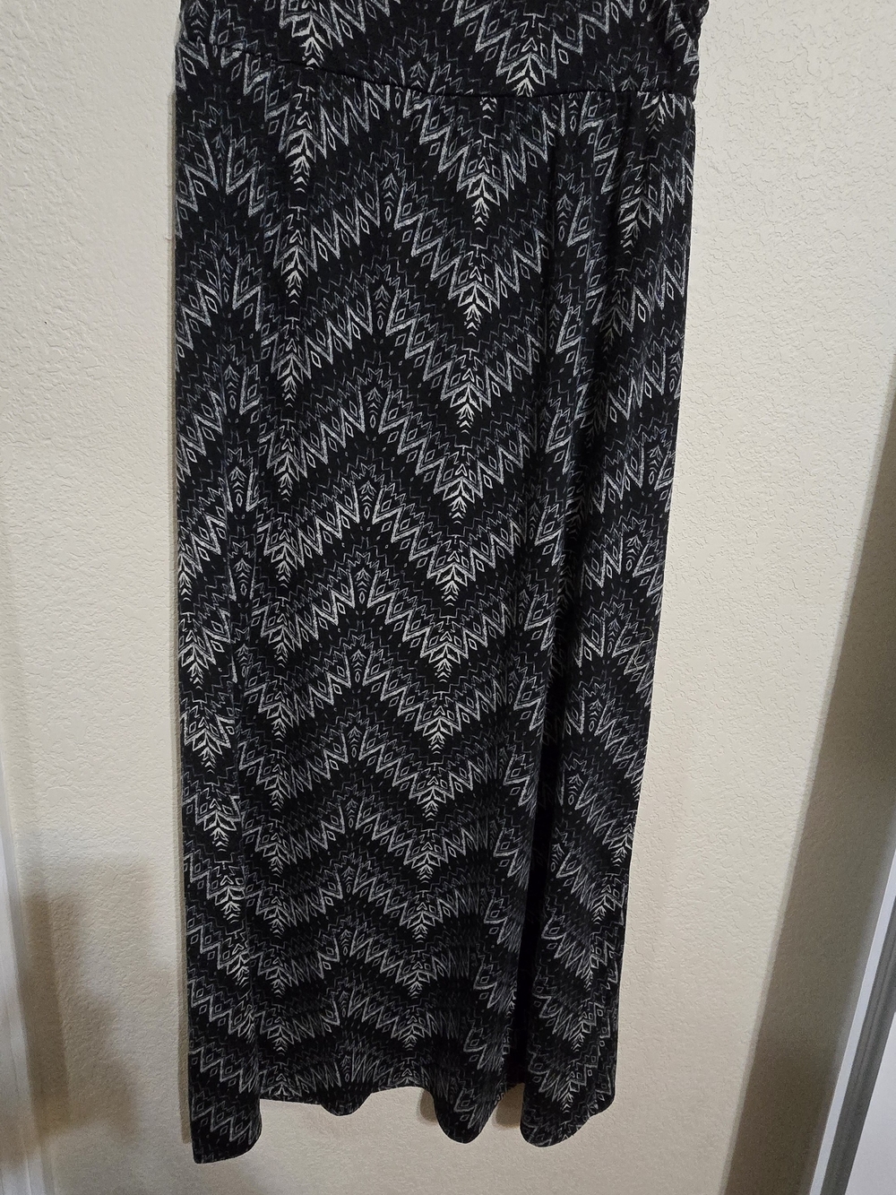 Maurices Black and White Chevron Maxi Skirt